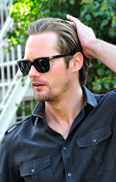 Alexander Skarsgard (pic by Nick Step) [CC BY 2.0 (http://creativecommons.org/licenses/by/2.0)], via Wikimedia Commons